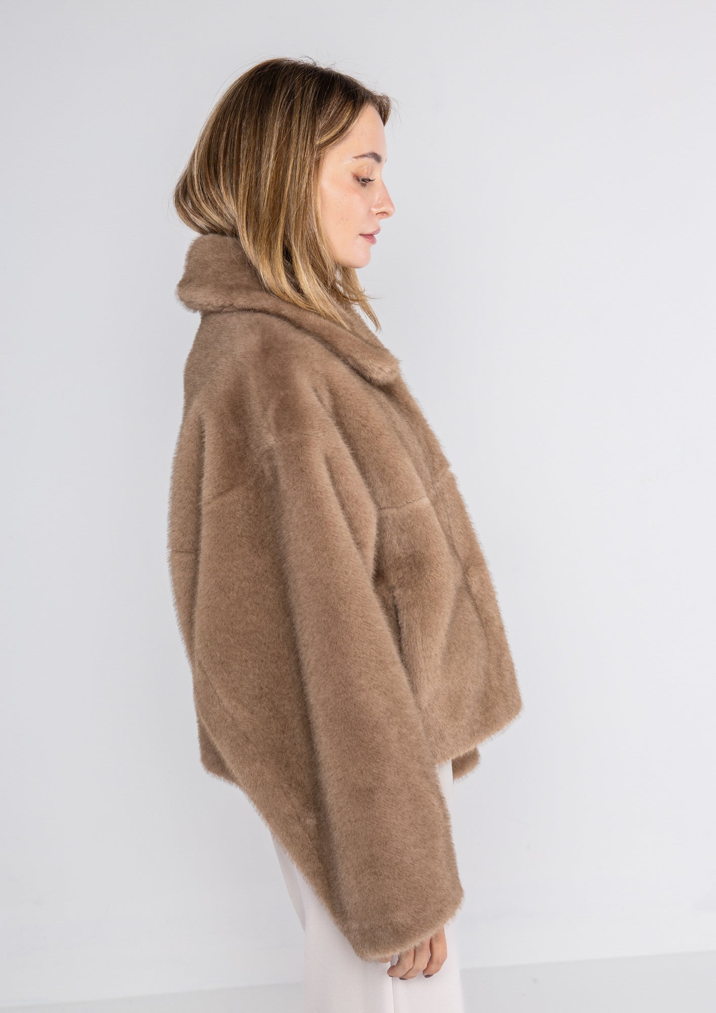 Eco pelliccia donna Lokita LOK26184