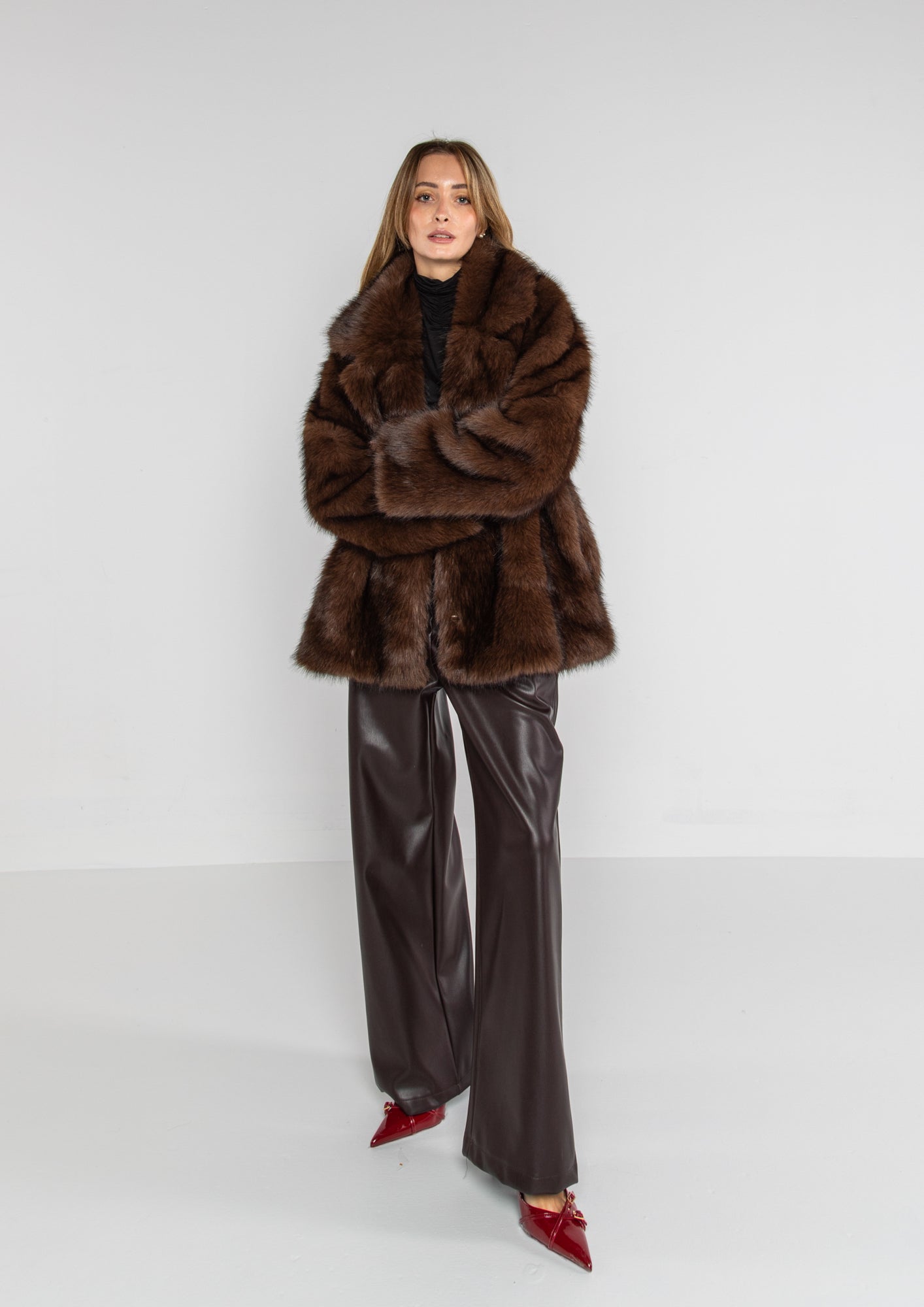 Eco pelliccia donna Lokita LOK8312