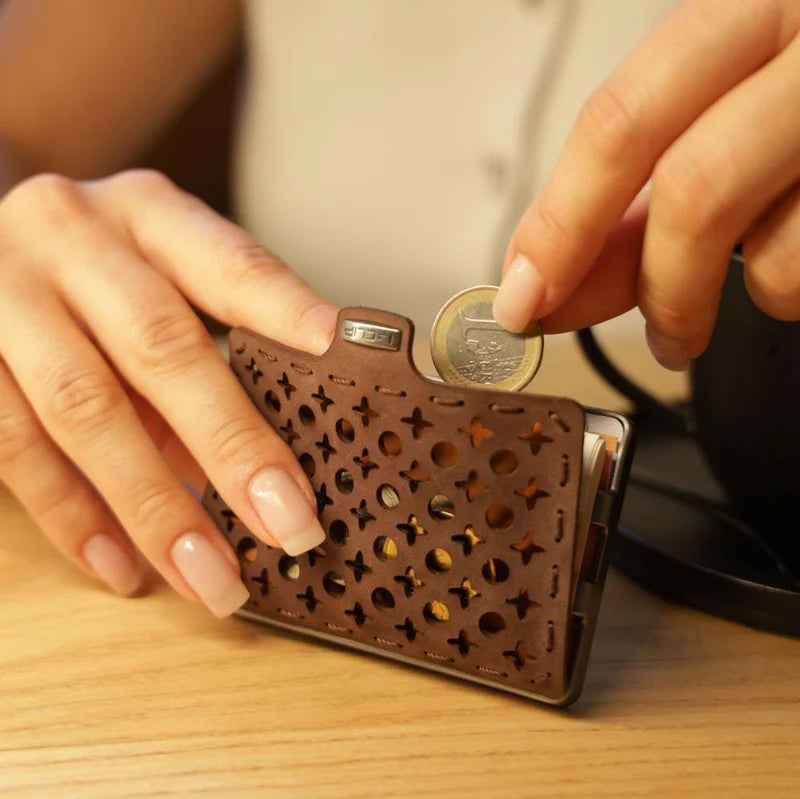 I-CLIP con tasca portamonete